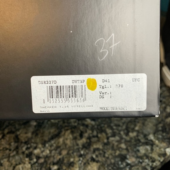 Versace High Top Black Medusa- Black - 37 - Picture 10 of 10